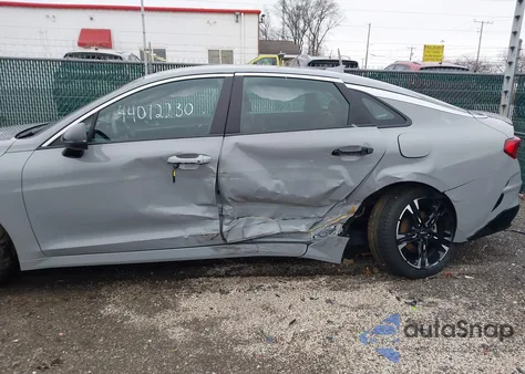 2024 Kia K5 Gt-Line z USA, uszkodzony, nr VIN 5XXG64J27RG233227